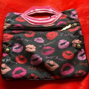 Betsyville lip  Print Women's Bag